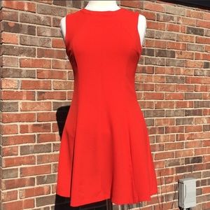 Sleeveless LA skaterlined dress